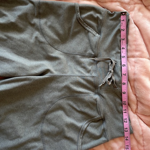 Lululemon Grey High Rise Wide Leg Crop Yoga Pants Lounge Pants with Pockets - Picture 6 of 13